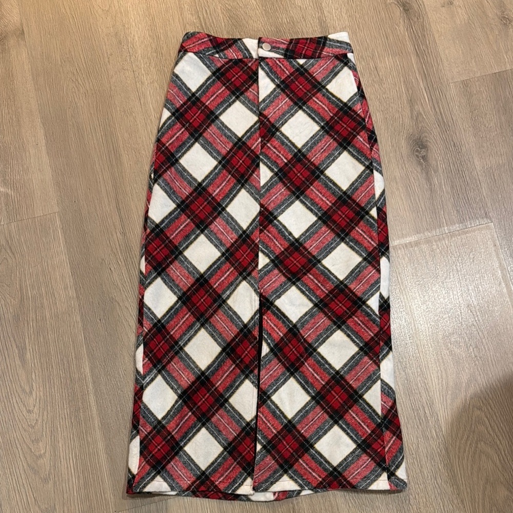 Vestique Red and White Maxi Pencil Skirt with Slit for Work